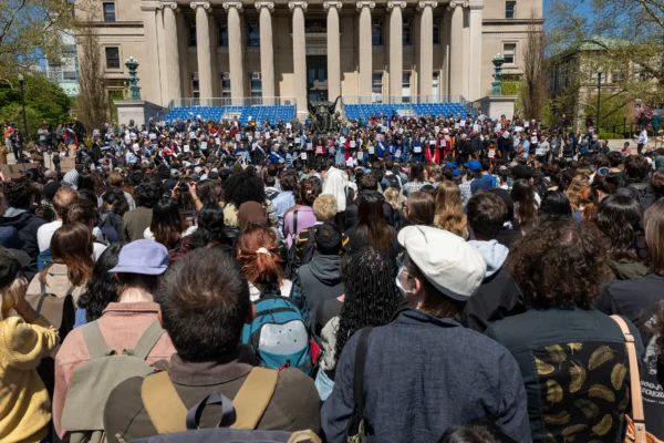 Columbia University Switches to Remote Learning Amid Tensions Over Pro-Palestinian Protests