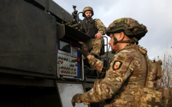 Ukraine Aid Will Escalate War, but Fails to Address Ukraine’s Manpower Shortage: Former Navy Officer