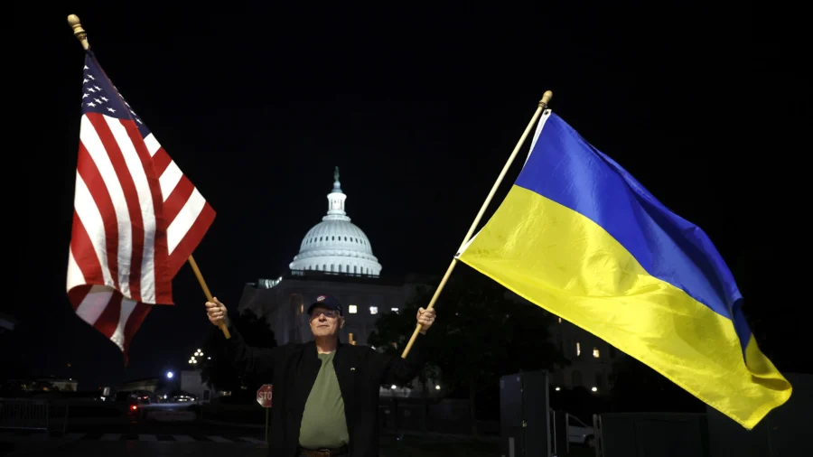 $95 Billion Foreign Aid Package in US's Interests, but Border Crisis Also Urgent: Security Policy Expert