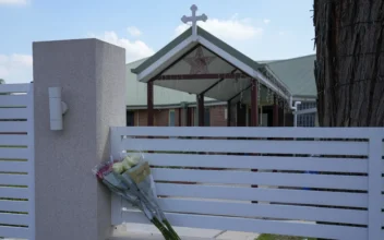 Australian Police Arrest 7 Alleged Teen Extremists Linked to Stabbing of Bishop in Sydney Church