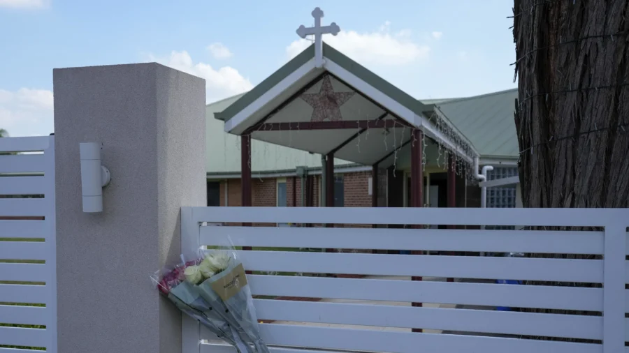 Australian Police Arrest 7 Alleged Teen Extremists Linked to Stabbing of Bishop in Sydney Church