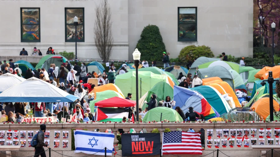 'Cultural Warfare' Taking Place on College Campuses as Anti-Semitism Surges: Analyst
