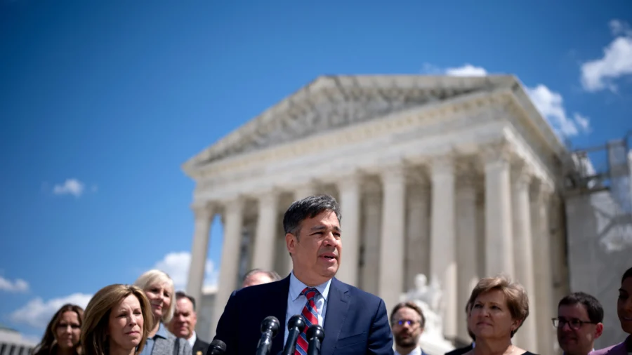 Supreme Court Hears Oral Arguments on Idaho’s Abortion Ban in Medical Emergencies