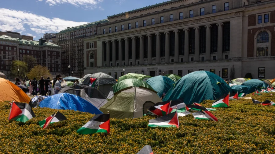 Arab Israeli Journalist Recounts Assault, Calls for 'Violent Uprising' at Columbia University