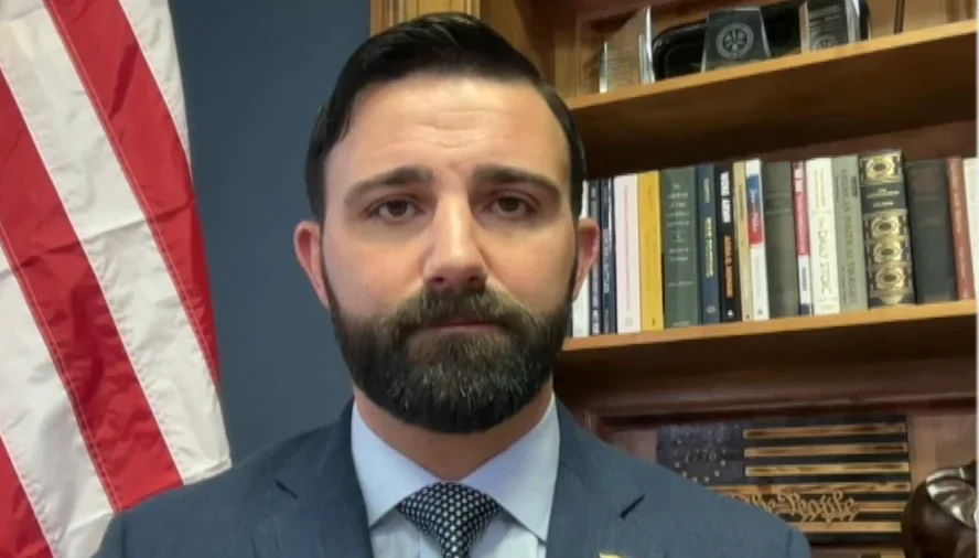 ‘Go Woke and Go Broke’: Former Navy SEAL’s Message to Columbia University Amid Anti-Semitism, Threats to Pull Federal Funding