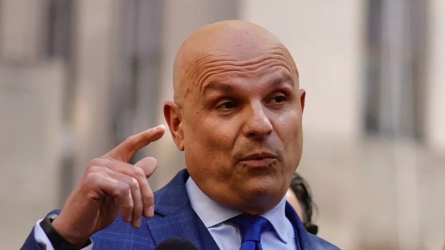 Harvey Weinstein’s Lawyer Speaks After Conviction Overturned