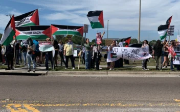 DeSantis Warns Pro-Palestine Student Protesters: &#8216;You Are Going to Be Expelled&#8217;