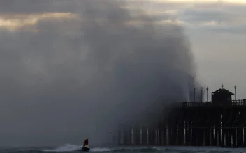 Large Blaze Burns Iconic California Pier