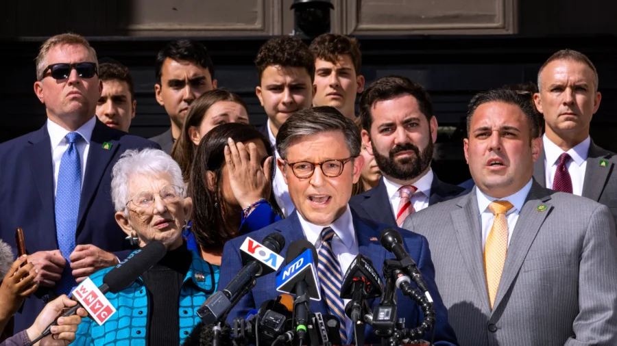 House Republicans Seek Vote on Antisemitism Awareness Act