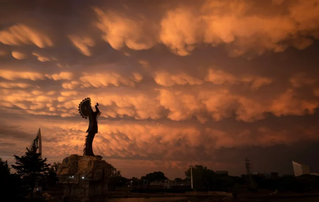 A formation of Mammatus clouds fills the sky over Wichita, Kan., on April 30, 2024. (Travis Heying/The Wichita Eagle via AP)