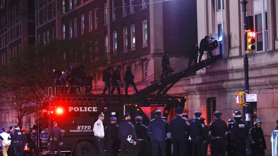 Asking NYPD to Remain on Columbia Campus 'a Step in the Right Direction': Civil and Human Rights Attorney