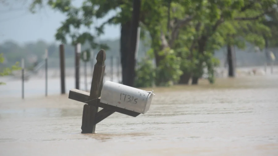 Tips on Navigating Insurance Claims After Storm Damage