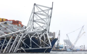 House Panel Lauds Response to Baltimore Ship-Bridge Crash, Makes No Full Funding Promises