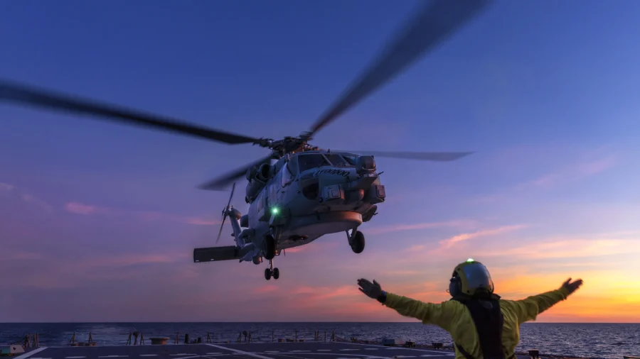Chinese Jet Fires Flares, Forcing Australian Helicopter Into ‘Evasive Action’