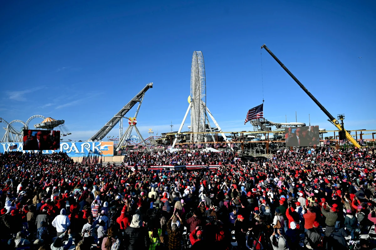 Trump Rally Draws Tens of Thousands in Blue State New Jersey NTD