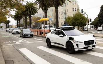 Waymo Stuck Driving in Circles, Sparks Safety Concerns