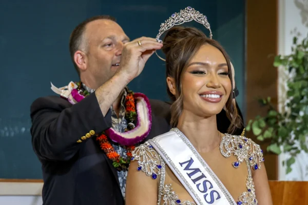 Savannah Gankiewicz of Hawaii Crowned Miss USA After Previous Winner Resigned