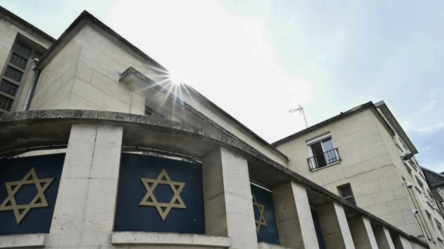 French Police Shoot Down Suspect Who Set Fire to a Synagogue, Minister Says ‘Explosion of Hatred’ Against Jews