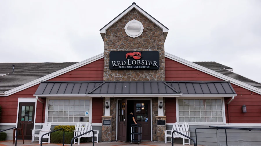 Red Lobster Files for Bankruptcy