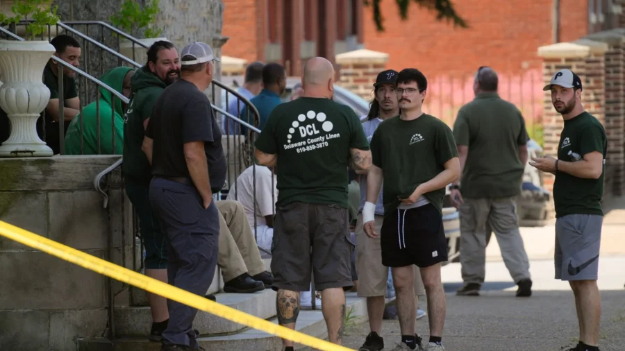 Disgruntled Worker Fatally Shoots 2, Wounds 3 at Linen Company Near Philadelphia