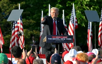 Trump Holds Rally in South Bronx, New York