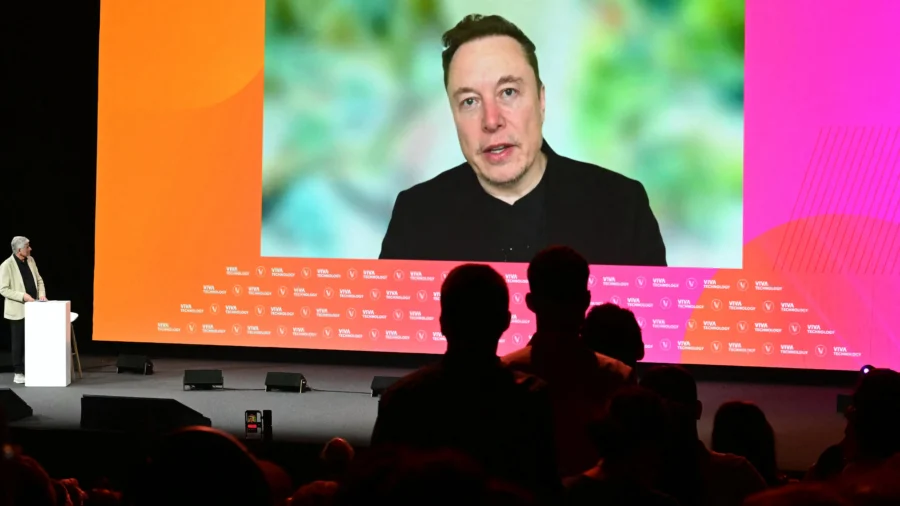 Elon Musk Warns Children Are Being Trained by Social Media, Says AI Used to ‘Maximize Dopamine’