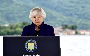 Yellen: ‘Build a Wall of Opposition’ Against China