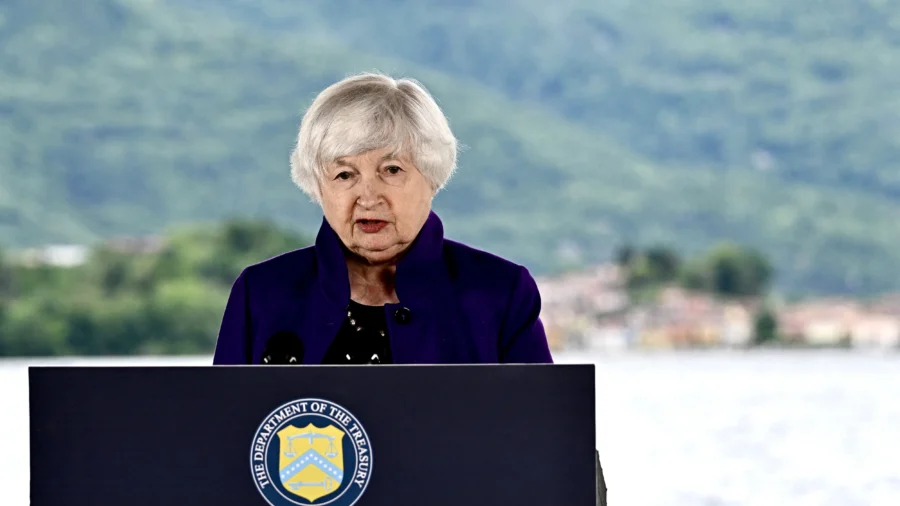 Yellen: 'Build a Wall of Opposition' Against China
