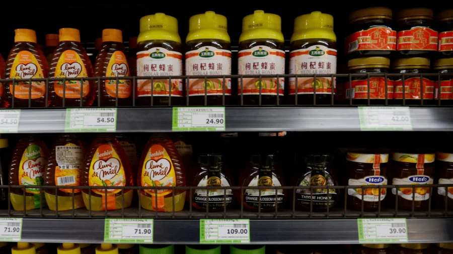 'Hard to Tell the Difference': Fake Honey From China Floods European Market