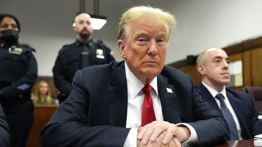Attorneys Present Dueling Closing Remarks to Jury in Trump Trial