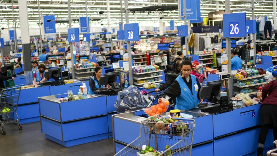 Major Retailers Offering Summer Deals to Entice Inflation-Weary Shoppers