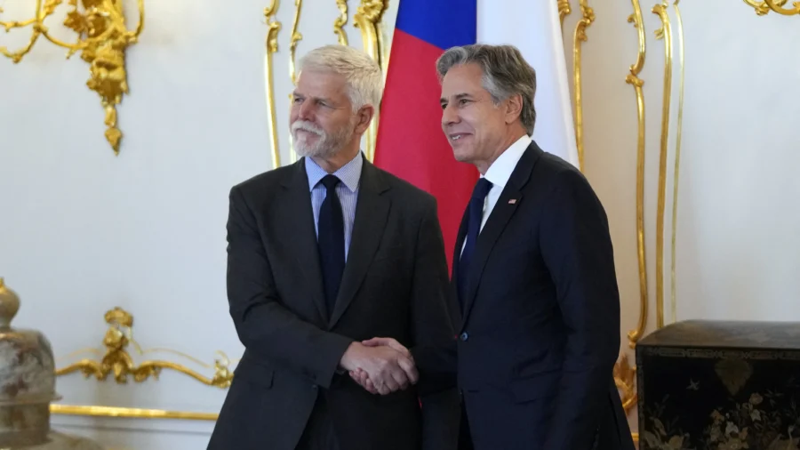 Blinken in Europe as Tensions Rise Over Ukraine Possibly Striking Targets Inside Russia