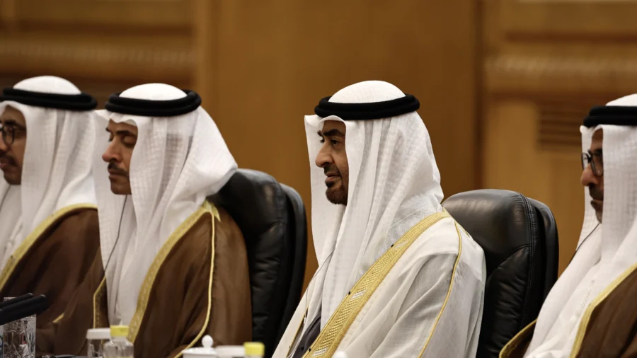 CCP Leader Hosts Leaders of Arab States in Beijing