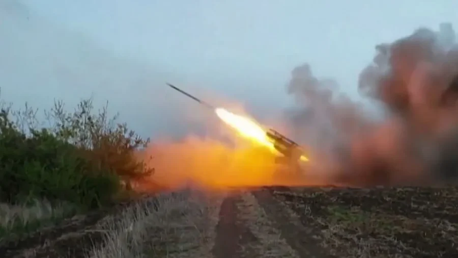 Ukraine’s Permission to Use US-Supplied Weapons on Targets in Russia a Major Turning Point: Former Intel Official
