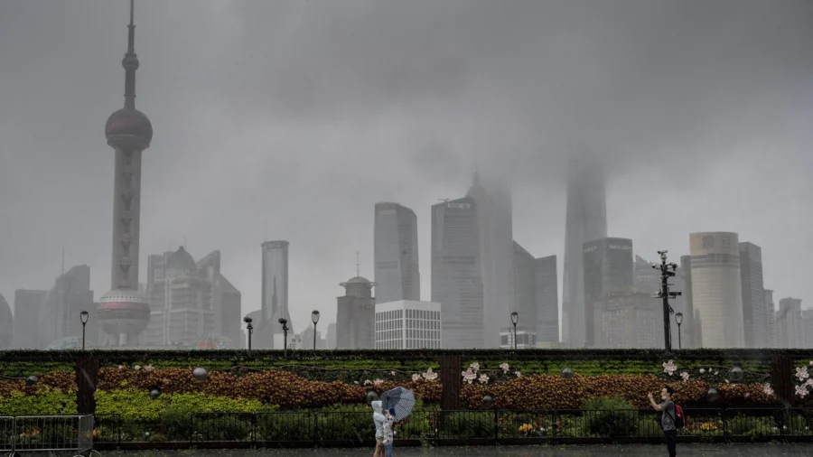 US Law Firms Close Offices in Shanghai