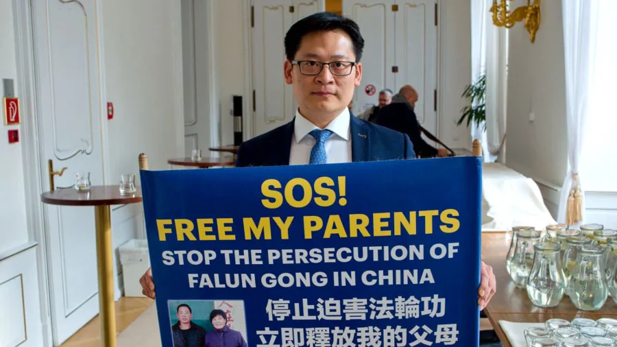 Son in Germany Urges CCP to Stop Persecution