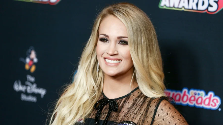 Carrie Underwood, Family Unharmed After Tennessee Home Catches Fire