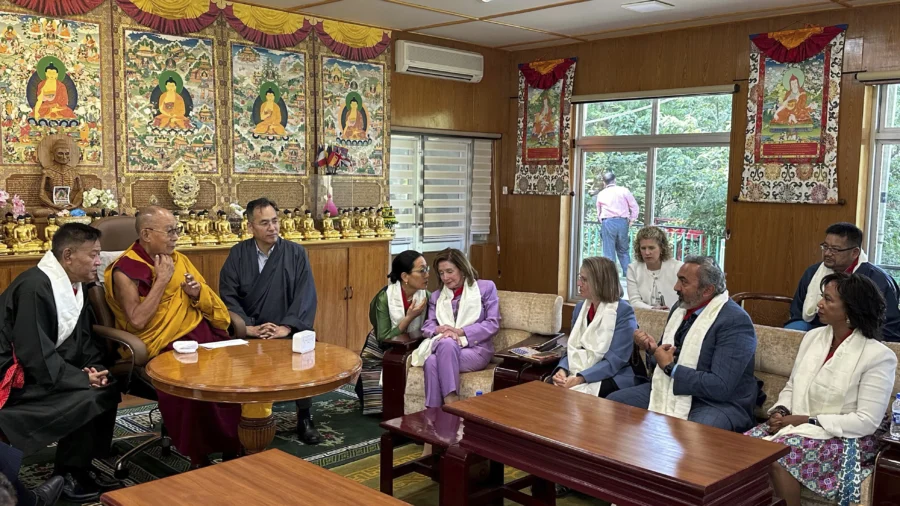 Why US Lawmakers' Visit to India Is Upsetting China
