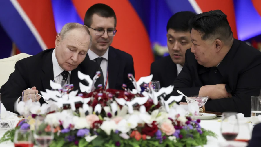 Russia–North Korea Defense Pact to 'Prolong War in Ukraine': Warfare Analyst
