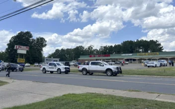 3 Dead, 10 Injured in Shooting at Grocery Store in Arkansas: Police