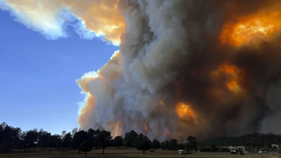 Rains, Cooler Weather Help Firefighters Gain Ground on Large Wildfires in Southern New Mexico