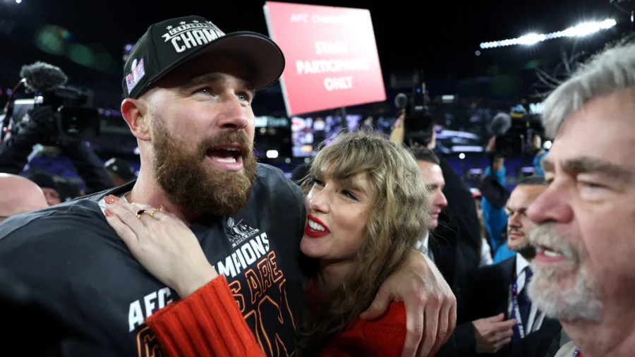 Travis Kelce Joins Taylor Swift on Stage