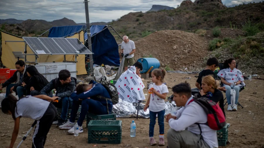 'Very Easy' for Federal Government to Require Compliance With ICE Detainers: Former Immigration Judge