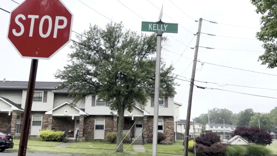 Overnight Shooting in Ohio Street Kills 1 and Wounds 24: Police