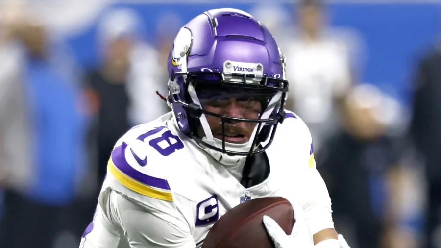 Vikings Reach Agreement With Jefferson on 4-year Extension to Give Him NFL's Richest Non-QB Contract