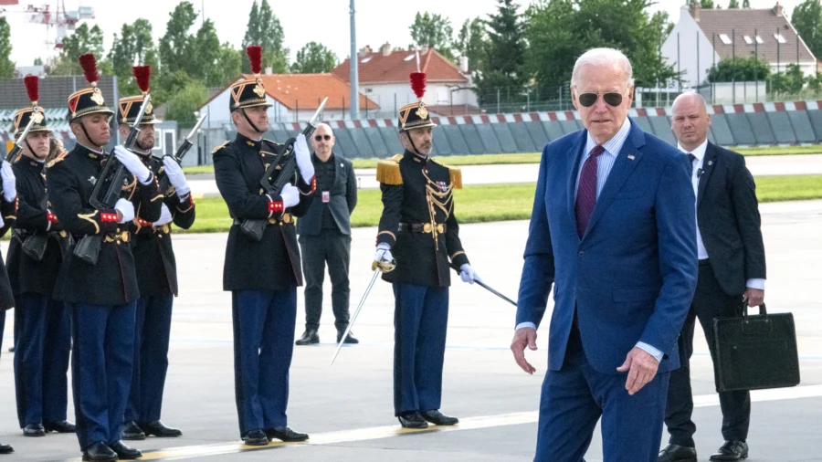 In Normandy, Biden to Mark 80th Anniversary of D-Day, Meet Zelenskyy