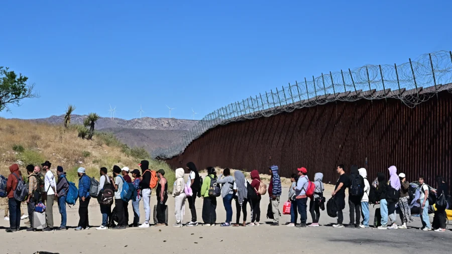 Democrats Divided on Biden Border Action