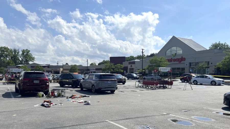 Fatal Stabbing of 3-Year-Old Outside Ohio Supermarket Took Just Seconds, Police Say