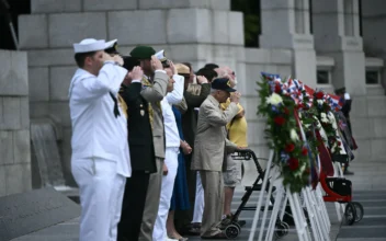 World War II Memorial in DC Commemorates 80th Anniversary of D-Day