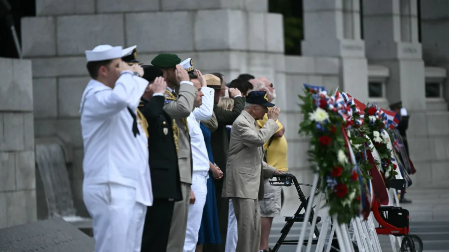 World War II Memorial in DC Commemorates 80th Anniversary of D-Day